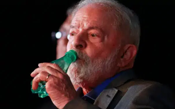Em mais uma gafe, Lula se refere a pessoas com deficiência como “essa gente”