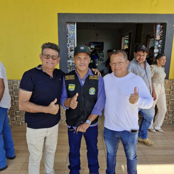 “Vereador Zemar visita o Entroncamento, em Xapuri, e declara apoio aos seringueiros expulsos de suas terras pelo ICMBio” VEJA FOTOS E “VIDEO”