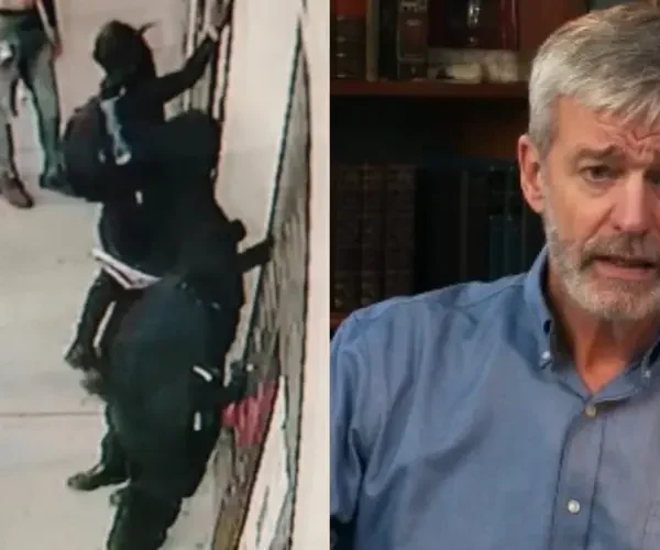 Igreja de missão de Paul Washer é vandalizada por ativistas LGBT na Colômbia