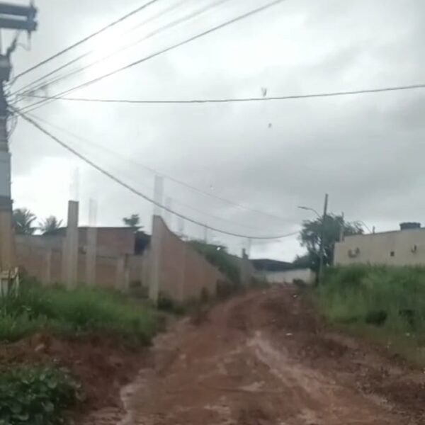 Secretaria de Obras de Epitaciolândia vira alvo de críticas após serviços que “não resistem à primeira chuva”