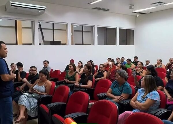 Deputado Thadeu Hassem se reúne com servidores do Hospital Raimundo Chaar, em Brasiléia, e reafirma compromisso com respeito e valorização dos profissionais da saúde