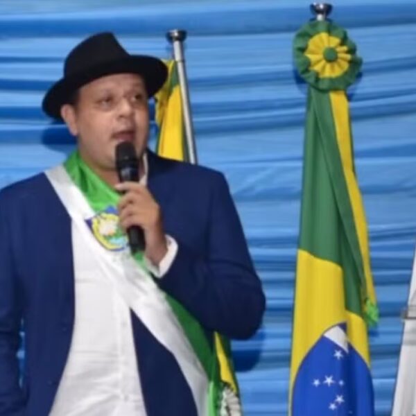 Entre expectativa e desconfiança, Sérgio Mesquita assume prefeitura em meio à crise urbana