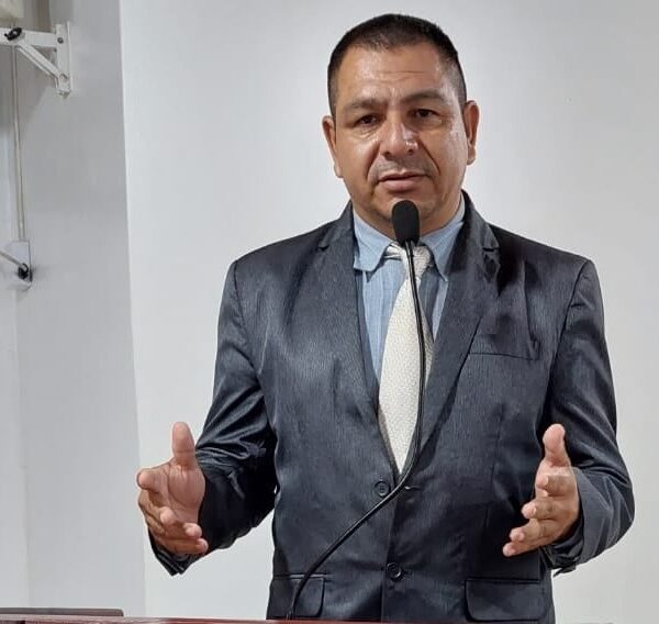 “Fiscalização em modo soneca e Rubens promovido a símbolo de eficiência tardia”