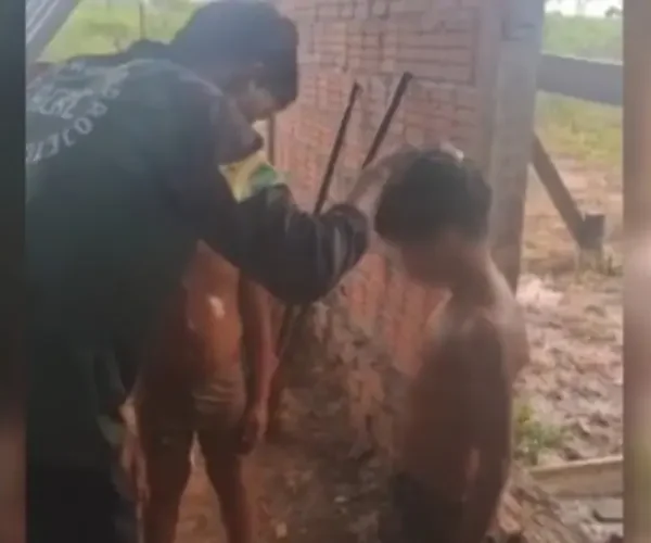 Crianças pedem a missionário para aceitar Jesus no Acre: ‘Serão canais de bênçãos’