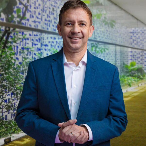 Cotado para o Senado, Eduardo Veloso destaca ações na saúde e projeta novos investimentos VEJA VIDEO