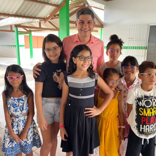 Deputado Fagner Calegário destina emenda e garante entrega de óculos para crianças da rede pública no Acre