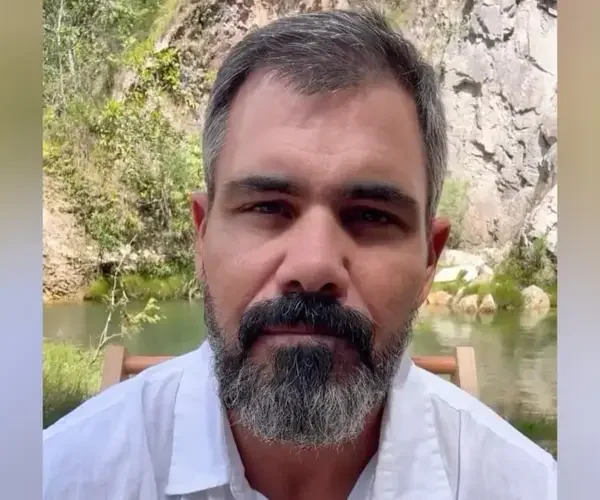 Criticado por artistas, evento de Cazarré para homens atrai milhares: ‘Família fortalecida’