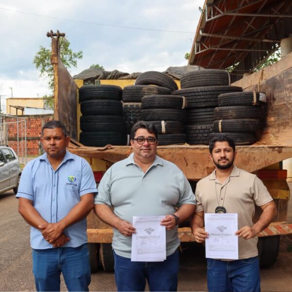 Carlinhos do Pelado recebe comissão do MPAC, doação da Receita Federal e reforça parceria com Epitaciolândia