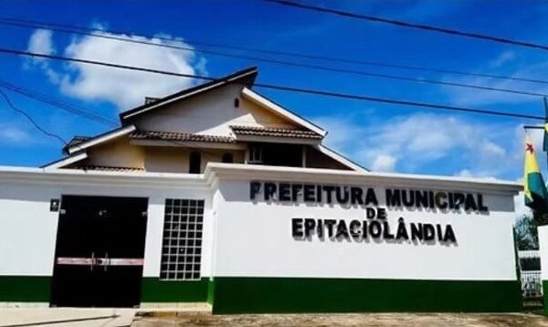 Crise se Aprofunda em Epitaciolândia: Perda de Aliados, Saída de Secretários e Insatisfação Interna Abalam Gestão Municipal